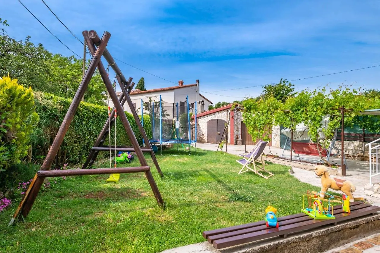 Holiday House Ruba Marcana 0*,  Croatia