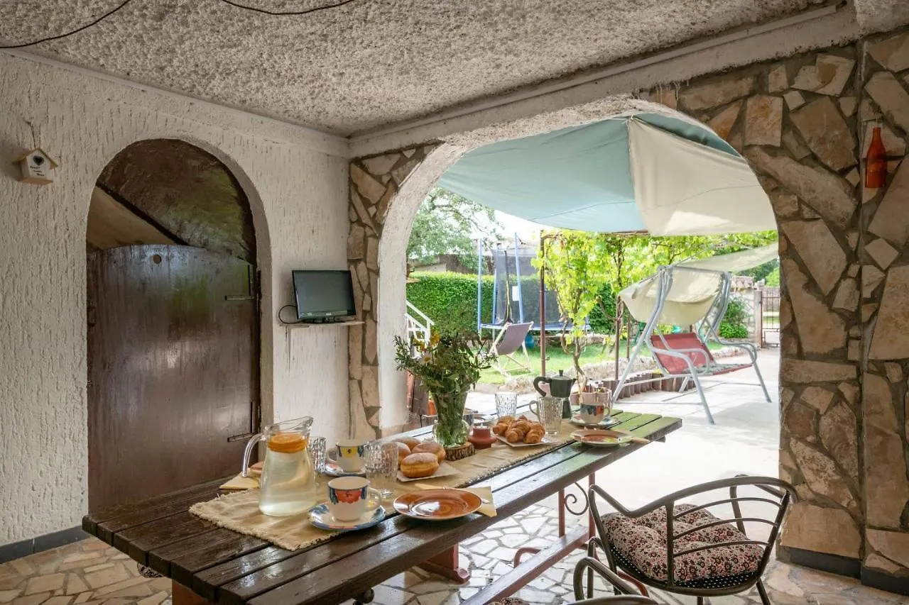 Holiday House Ruba Marcana