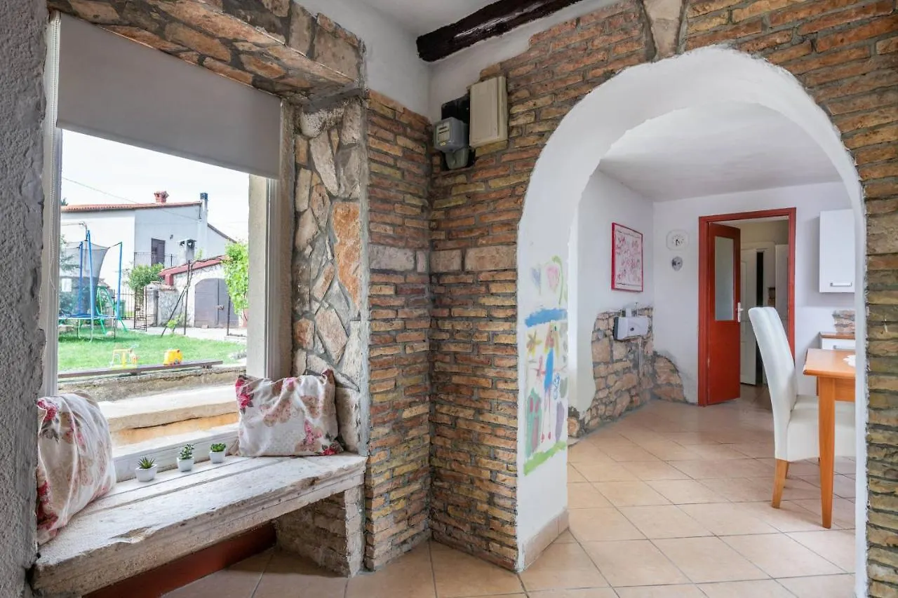 Holiday House Ruba Marcana